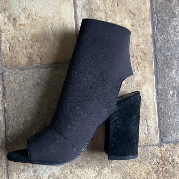 Steve Madden booties - Picture 1 of 1